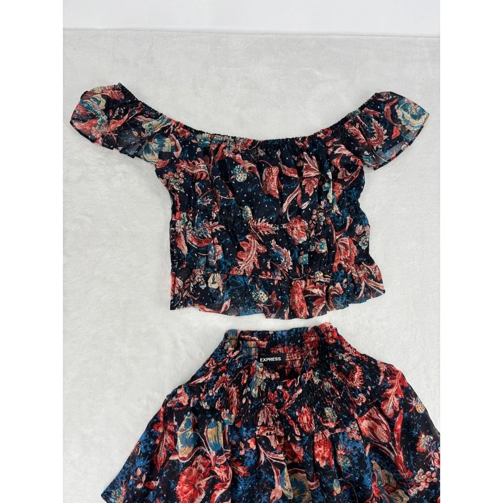 Express 2 Piece Set Womens S/XS Navy Floral Smocked Crop Top Tiered Skirt Boho‎
